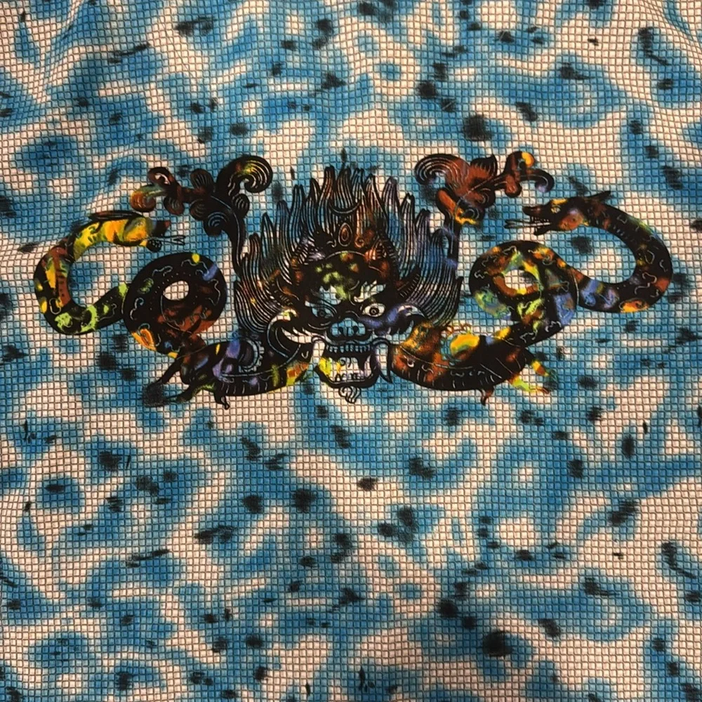 Urban Rags Y2K Men’s Large button up shirt in a blue cheetah print tribal design - Picture 7 of 7